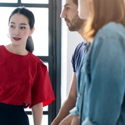 Tanda Kamu Punya Pemimpin yang Bijaksana di Kantor, Mereka Sering Lakukan 10 Kebiasaan Ini!