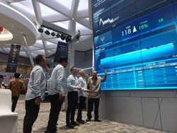 Perdana Melantai di Bursa, Saham Emiten Bakrie Melesat 35%