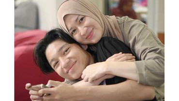 Hubungan Asmara Kerap Kandas, Kiesha Alvaro dapat Wejangan dari Okie Agustina