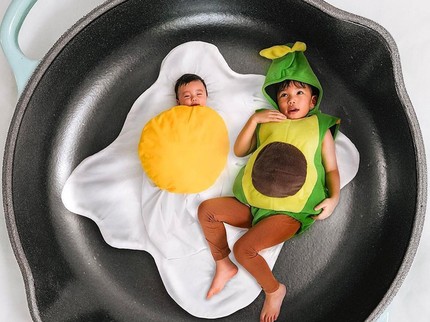 7 Potret Anak-anak Chef Arnold Purnomo, Gemas Kenakan Kostum Makanan