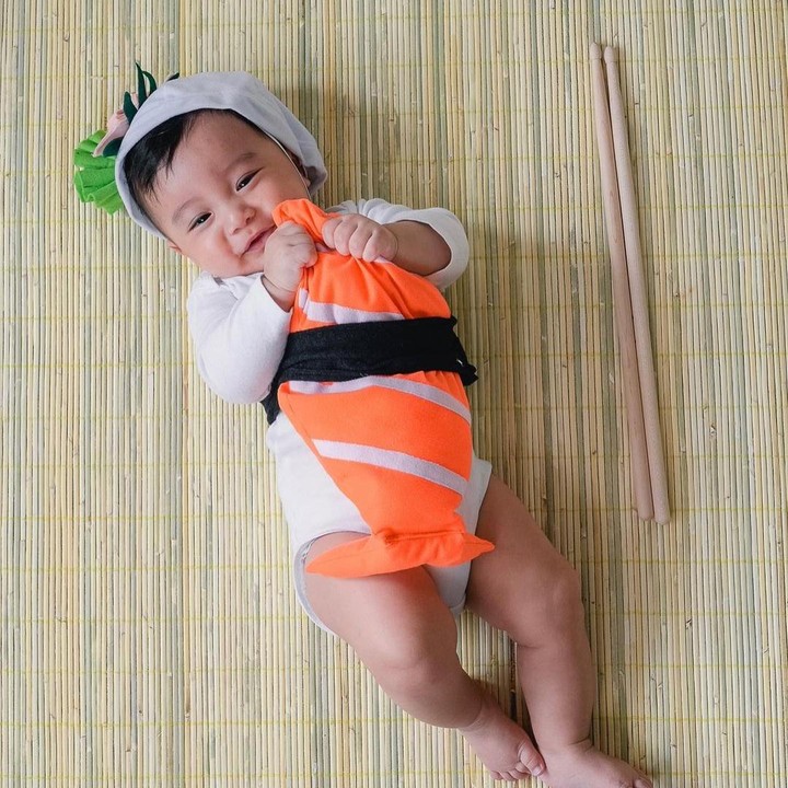 <p>Banyak netizen yang ikut gemas dengan kostum yang dipakai oleh Arthur dan Timo. Tak sedikit dari mereka yang mengatakan tingkah lucu keduanya terlalu cute. (Foto: Instagram: @tiffanysoetanto)</p>