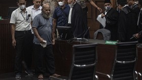 Lukas Enembe Minta Ditangani Dokter Terawan di RSPAD