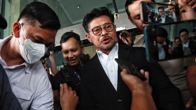 Ahmad Sahroni menyebut penyakit prostat Menteri Pertanian Syahrul Yasin Limpo kambuh setelah penggeledahan Komisi Pemberantasan Korupsi (KPK).