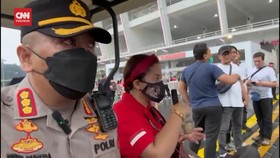 VIDEO: Rara Pawang Hujan Beraksi Jelang Indonesia vs Argentina di GBK