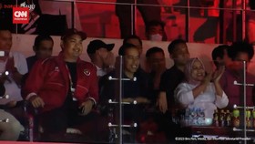 VIDEO: Momen Jokowi dan Iriana Gembira Lihat Aksi Anthony Ginting