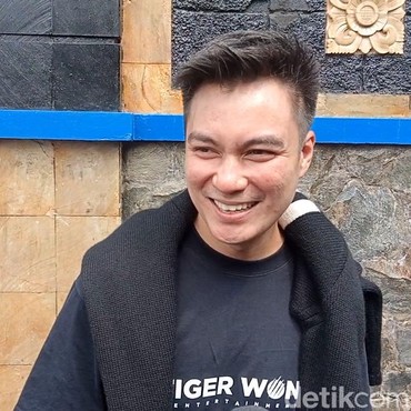 Gurita Bisnis Baim Wong di Tengah Kabar Kecelakaan