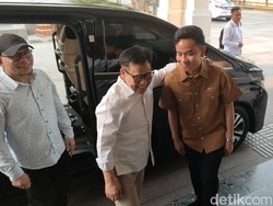 Sore-sore Cak Imin Temui Gibran di Loji Gandrung, Bahas Apa?
