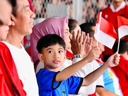 Aksi Jan Ethes Jadi Pendamping Tim Argentina Bikin Kaget Presiden Jokowi