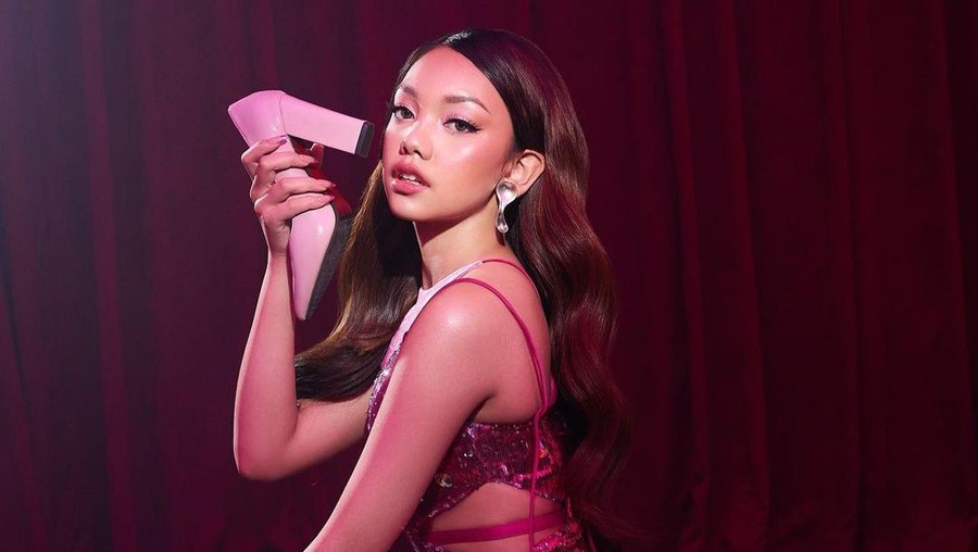 Lirik Lagu Bye - Naura Ayu Lirik Lagu Bye - Naura Ayu