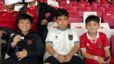 Gagal Senasib Seperti Jan Ethes, Rafathar Tetap Nonton Indonesia vs Argentina