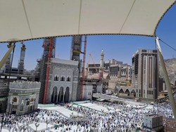 Arab Saudi Izinkan Orang Asing Investasi Properti di Mekah-Madinah