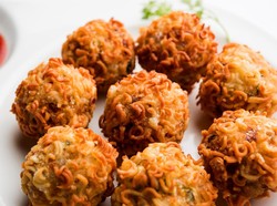Resep Bola-bola Mie Krispi, Camilan Renyah yang Murah Meriah