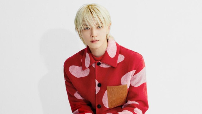 Taeyong NCT Terpilih sebagai Global Ambassador Loewe, Simak Potretnya!