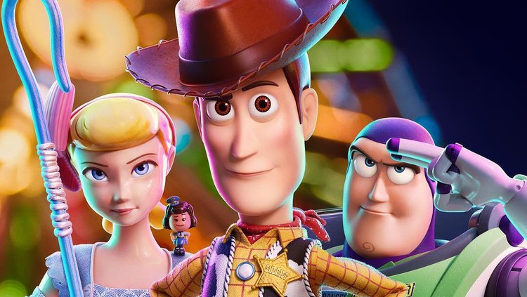 Buzz dan Woody Reuni di Toy Story 5