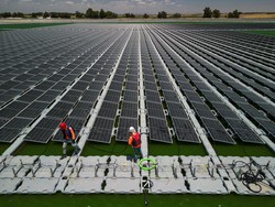 Panen Matahari di Luar Angkasa, Solusi Energi Bersih Masa Depan