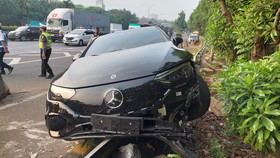 Detik-detik Mobil Listrik Sultan Mercy Alami Kecelakaan di JORR