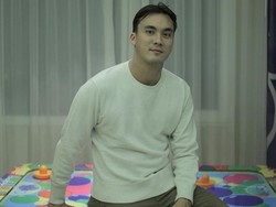 5 Artis Pria Indonesia Diduga Selingkuh, Diungkap Istri Sendiri