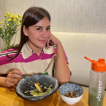 Bukan Cuma Ojol, Lady Temukan Bukti Chat Syahnaz-Rendy di Aplikasi Lain