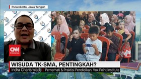 VIDEO: Wisuda TK sampai SMA, Pentingkah?