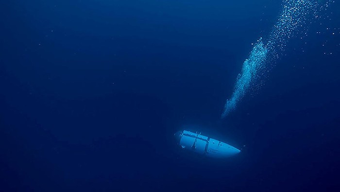 The Titan submersible, operated by OceanGate Expeditions to explore the wreckage of the sunken Titanic off the coast of Newfoundland, dives in an undated photograph. OceanGate Expeditions/Handout via REUTERS  NO RESALES. NO ARCHIVES. THIS IMAGE HAS BEEN SUPPLIED BY A THIRD PARTY.     TPX IMAGES OF THE DAY