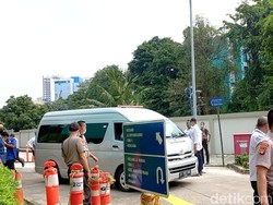 Jenazah Pria Obesitas 300 Kg Dibawa ke TPU Menteng Pulo