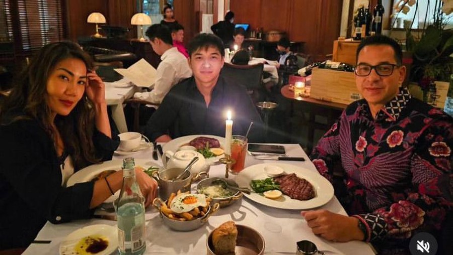Ari Wibowo dan Inge Anugrah