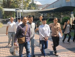 Penjara Lebih Lama Menanti Dadang Buaya