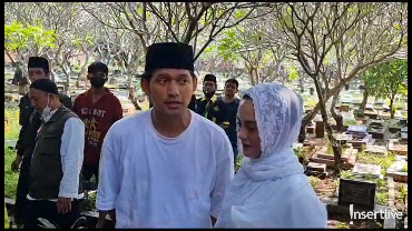 Kenang Ayah Mertua, Ririn Ekawati: Gantikan Sosok Bapak Buatku