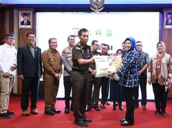 Beras 57 Ton Bulog Barbuk Kasus Oplosan Dibagikan ke Warga Tak Mampu