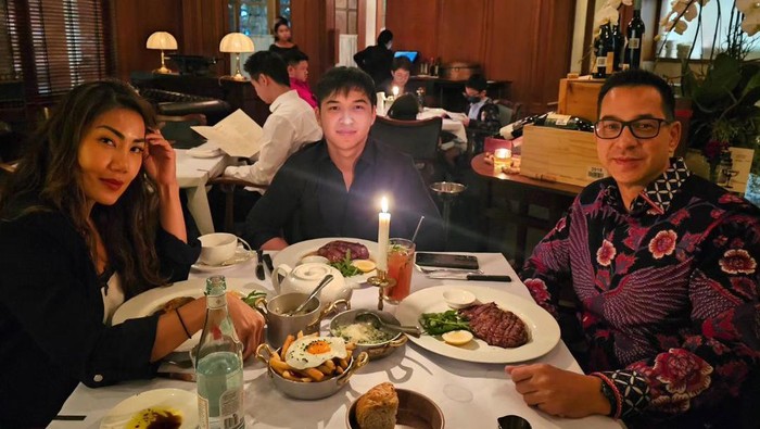 Kenzo anak Ari Wibowo dan Inge Anugrah