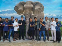 Bupati Kediri Siap Fasilitasi Pameran Tunggal Pelukis Ruslan