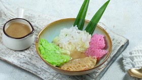 3 Kue Khas Betawi yang Paling Bikin Kepo Orang Indonesia