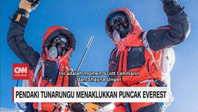 VIDEO: Sepasang Pendaki Tunarungu Taklukkan Puncak Everest