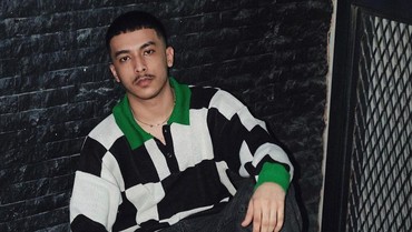 Aziz Hedra Rilis Lagu Kedua Usai Single Perdana Viral di 13 Negara