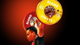 EDUSPORTS: Arti Snatch dan Clean and Jerk Angkat Besi