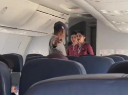 Detik-detik Penumpang Lion Air Marah ke Pramugari gegara Gerah di Pesawat