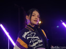 Sara Fajira Si Penganut EDM, Electronic Dance Mistis