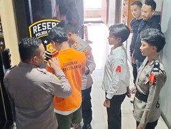 Tattoo Artist di Jaksel Jadi Tersangka Usai Olesi Kotoran ke Wajah Pacar