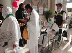 Momen Kedatangan Kloter Terakhir Jemaah Haji RI di Makkah