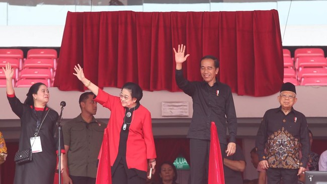 Megawati menduga hubungannya dengan Jokowi disebut renggang lantaran menolak perpanjangan masa kedudukan presiden menjadi tiga periode.