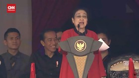 VIDEO: Megawati Sindir Parpol Masih Mikir-mikir Gabung Koalisi PDIP
