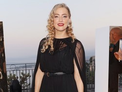 Amber Heard Umumkan Kelahiran Anak Kembar
