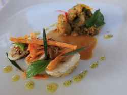 Mencicipi Laklak Kuir, Kreasi Kuliner Unik di Festival Tanah Lot IV