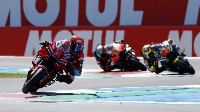 Perubahan format di balapan MotoGP 2023 kembali terjadi dan akan dimulai pada Agustus mendatang di GP Inggris.