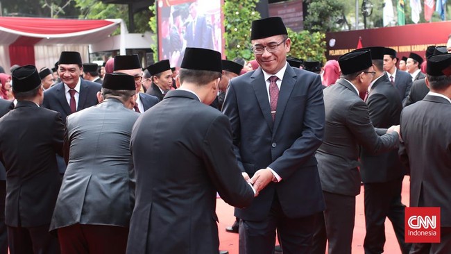 FOTO: Sumpah 240 Anggota KPU yang Akan Bekerja untuk Pemilu 2024