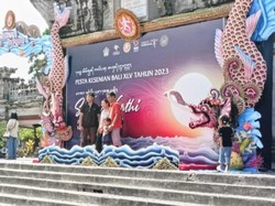 Seminggu PKB 2023, Pedagang Kebaya Sebut Omzet Menurun