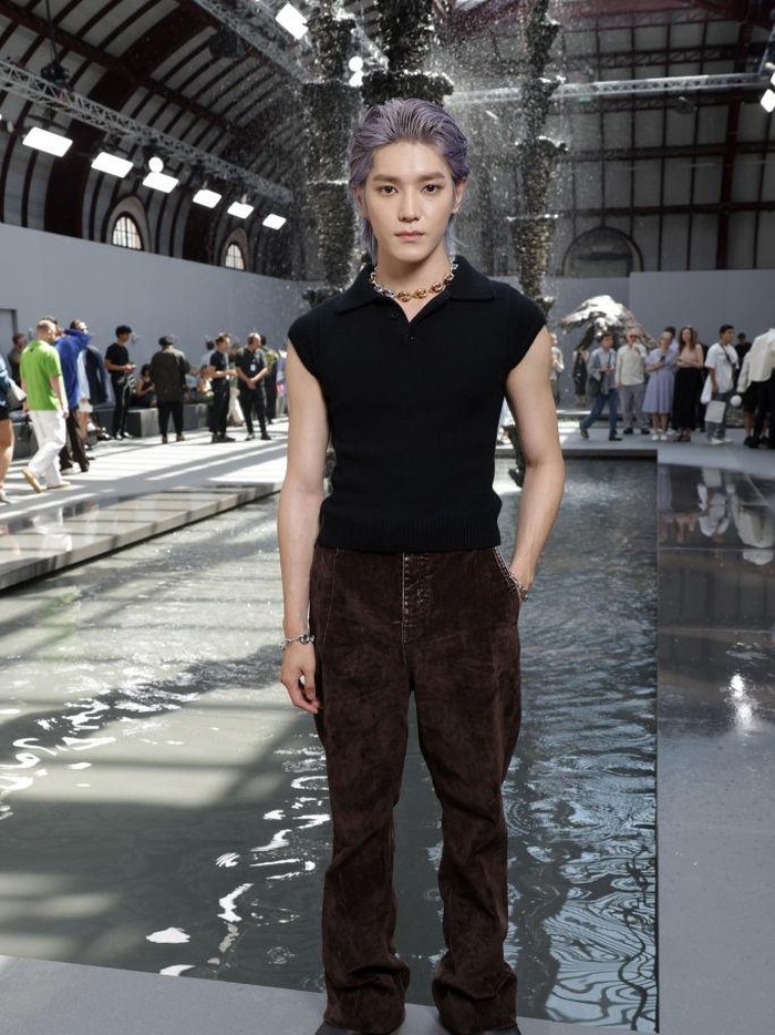 Pada Sabtu, (24/6) lalu, Taeyong dari grup K-Pop NCT menghadiri Loewe Menswear Spring/Summer 2024 show yang diselenggarakan di Paris, Prancis./ Foto: Getty Images for Loewe/Pascal Le Segretain