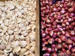 Harga Bawang Merah dan Bawang Putih Melonjak Jelang Lebaran