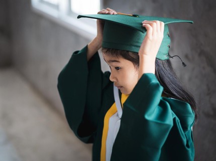 Viral Wisuda Anak TK di Gedung Mewah Bikin Ortu Syok