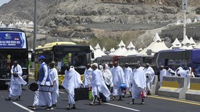 Persiapan Musim Haji, Saudi Tangguhkan Sementara Penerbitan Visa Umrah